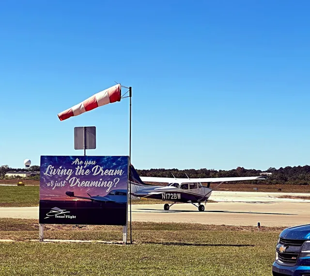 David Wayne Hooks Memorial Airport
