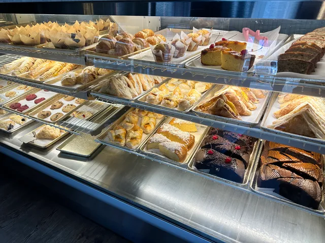 Cozy Cup Bakery & Cafe