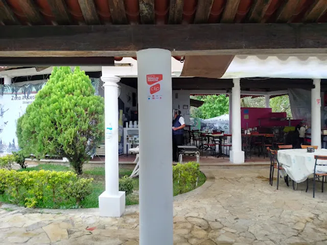 Parador Turístico Selva Maya