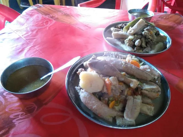 Ken’s Garden Pub and Restaurant