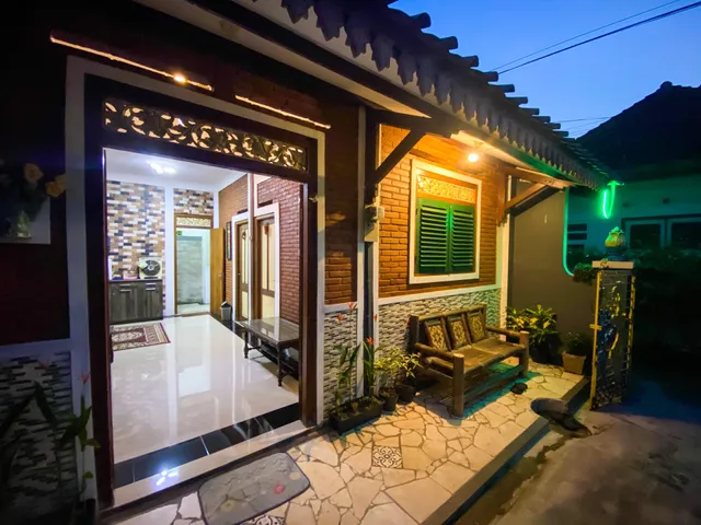 Omah Tukangan Homestay