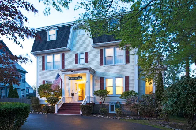 Beech Tree Inn and Cottage