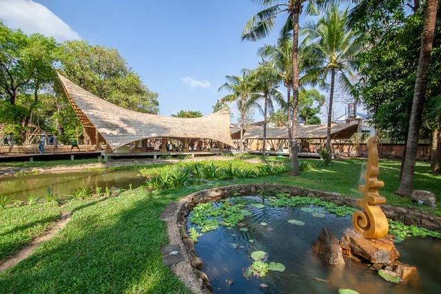 Satcha - Cambodian Handicraft Center