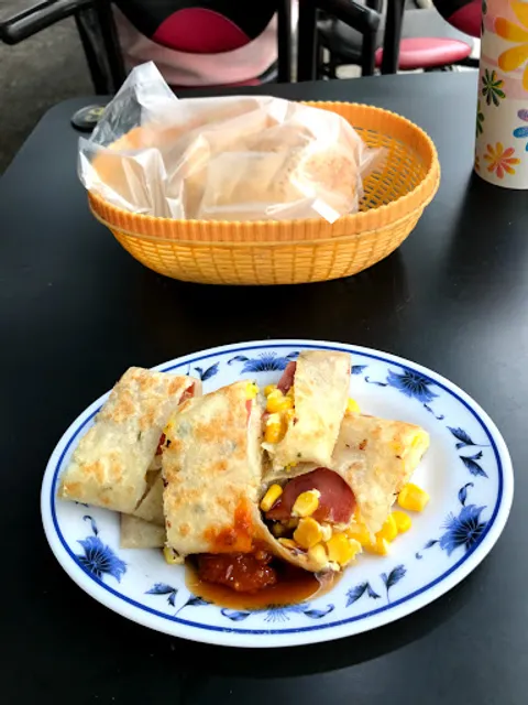 Ceng Mama Breakfast Restaurant