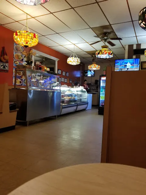 La Chapinita Panaderia Restaurante