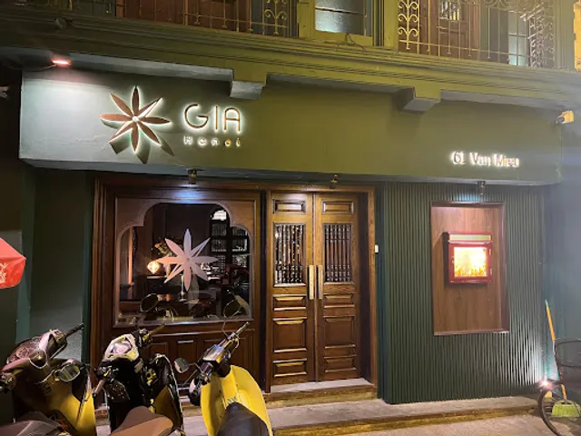 Gia Restaurant