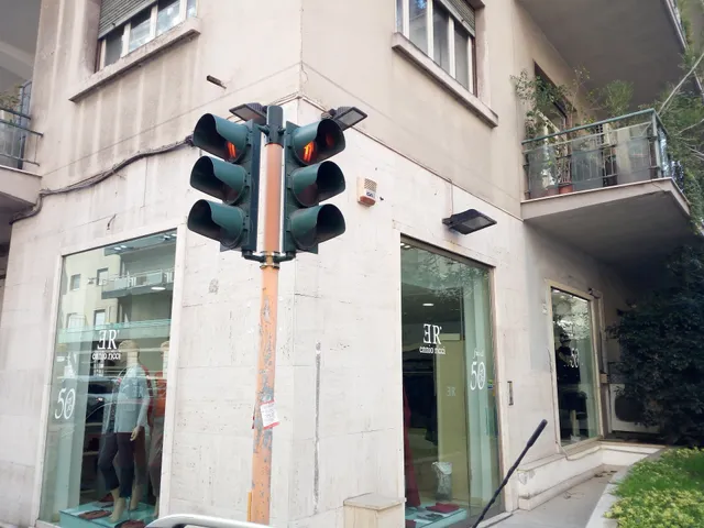 Ennio Ricci Abbigliamento Donna Catania - Via Asiago 19