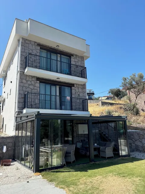 Merlot Assos Tas Butik Otel