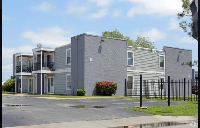 Boca Vista Apartments