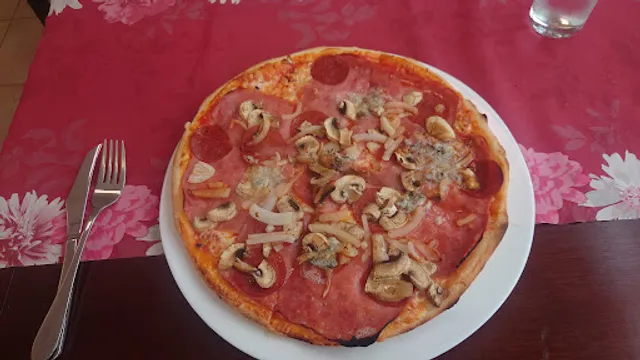 Pizzeria LINDI