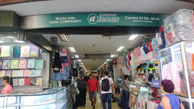 Centro Comercial Atenas