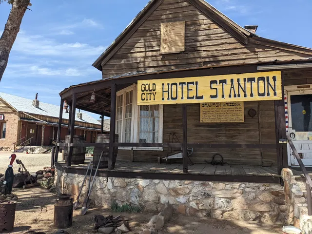 Lost Duchman’s Stanton Camp