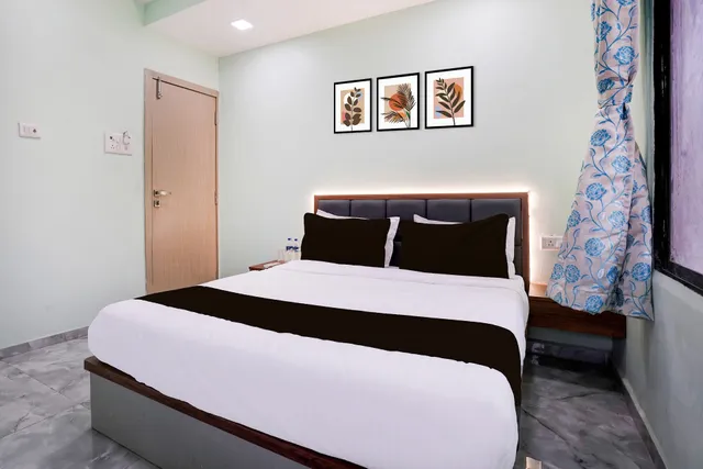 Hotel O 24/7 Residency