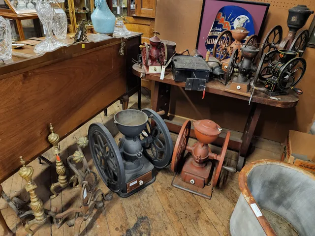 Paul Martin Antiques