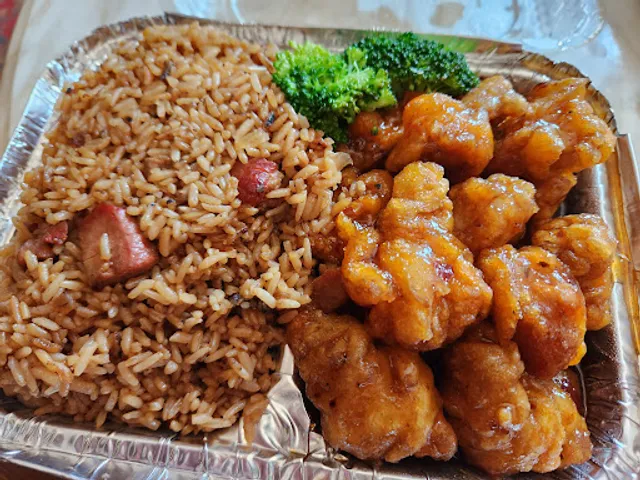 Chef Ho's (243 Atwells Ave)