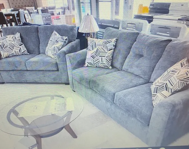 Youngs Furniture & Appliances