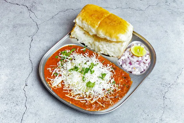 Ruchi Foods Pure Veg Restaurant And Caterers.