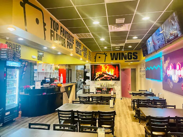 CHIBAB CHICKEN (Korean Fried Chicken & Korean Food) (치밥 치킨)