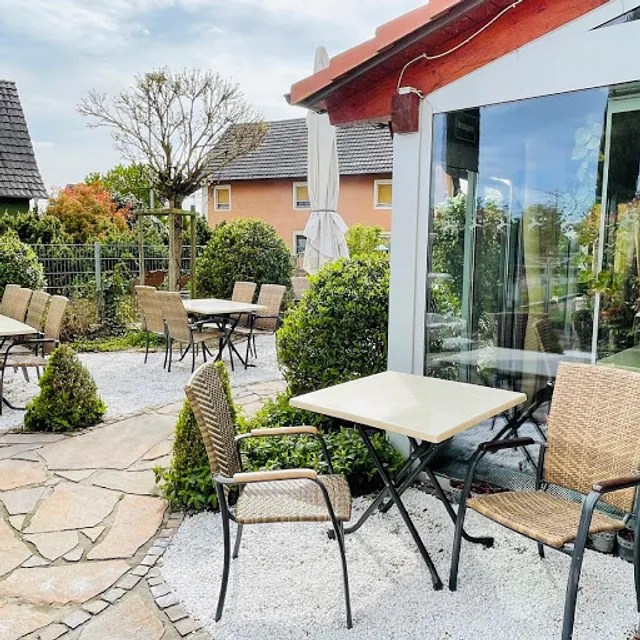 Hotel - Restaurant Werneths Landgasthof Hirschen s - beim Europa- Park Rust