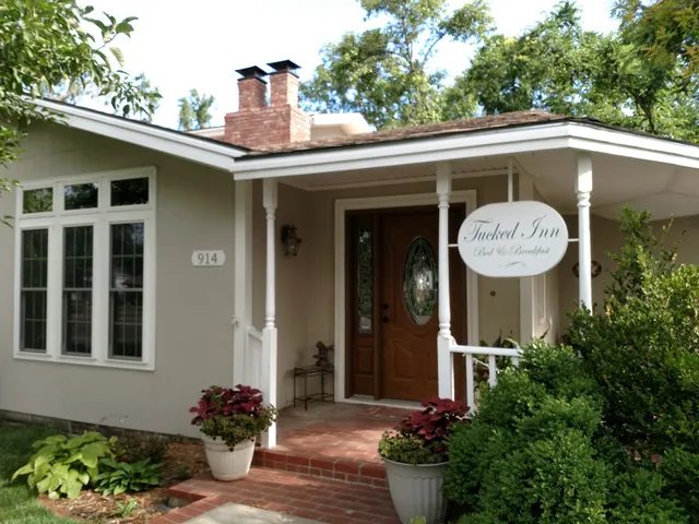 Tucked Inn Bed & Breakfast