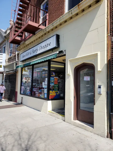 Nan's Gift & Party Shoppe