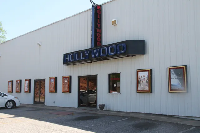 Hollywood Cinema