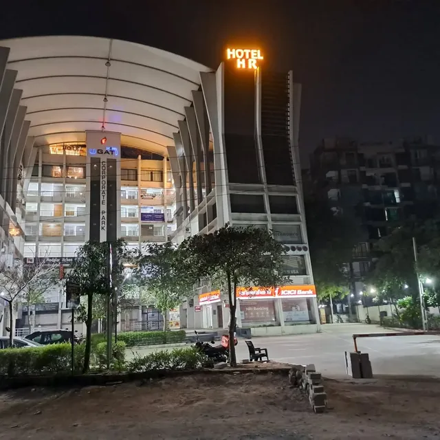 HOTEL HR KUDASAN GANDHINAGER