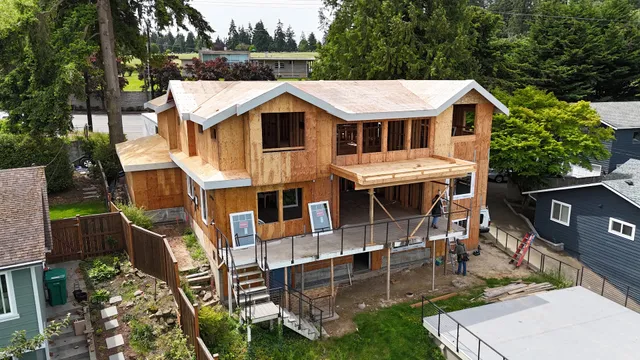 Paz Building Services LLC