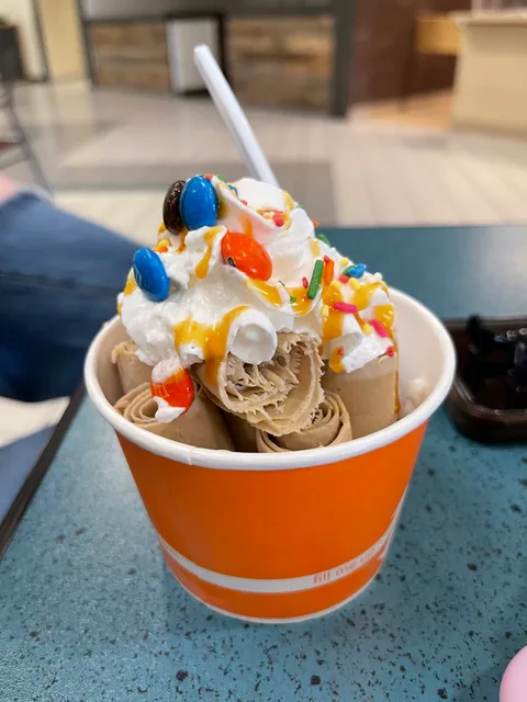 D&F Rolled Ice Cream & Bubble Tea