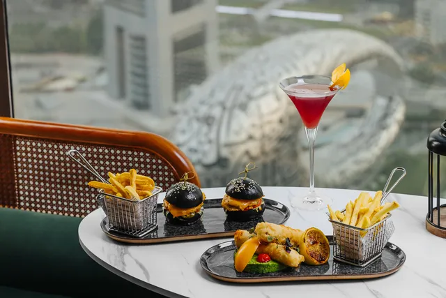 Windows Bar & Lounge