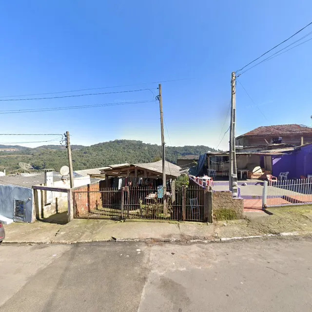 Lancheira Altas Horas