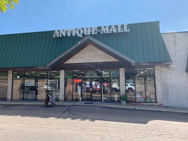 Knightsbridge Antique Mall