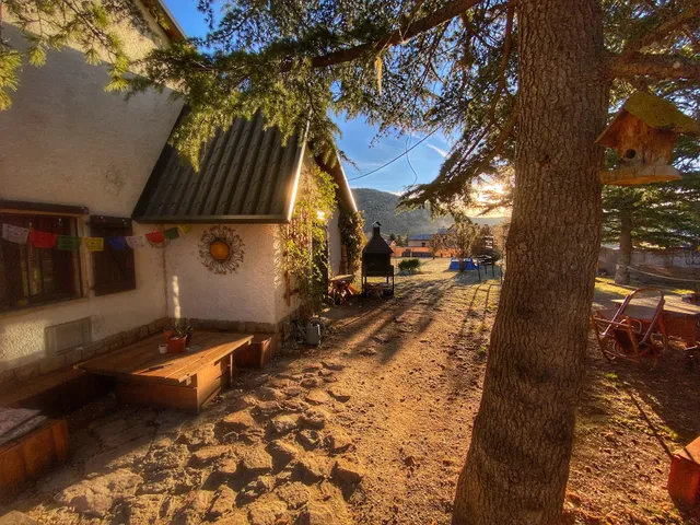 Stone & Woods GuestHouse