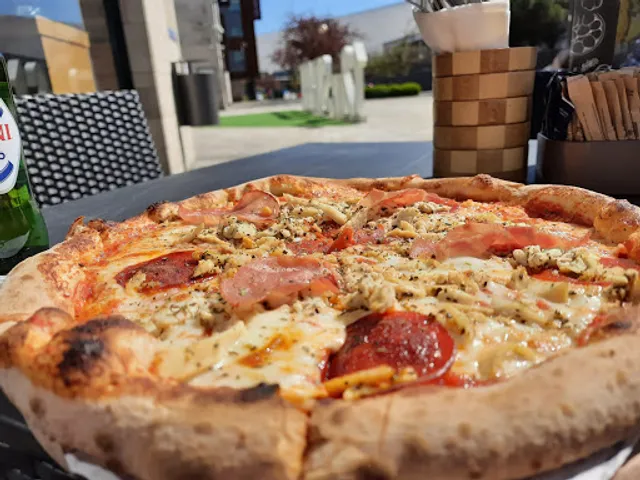 Fireaway Pizza Milton Keynes