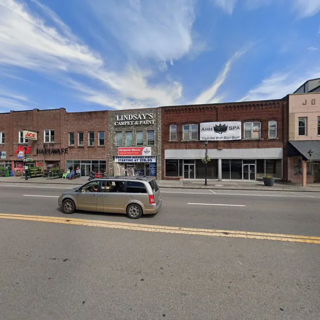 Lindsay's Carpet & Paint Center