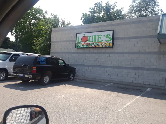 Louie's Fresh Market Cheboygan