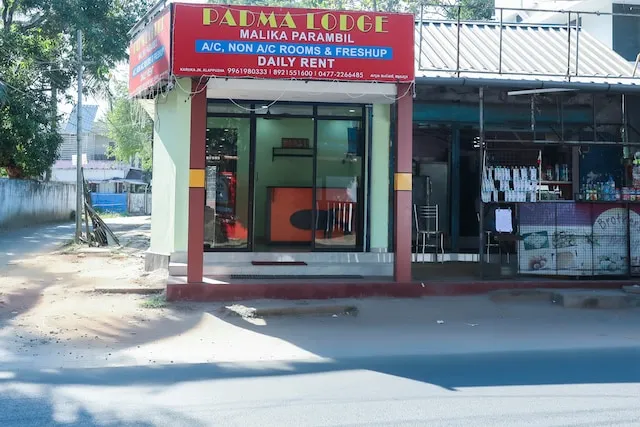 OYO 67684 Padma Lodge