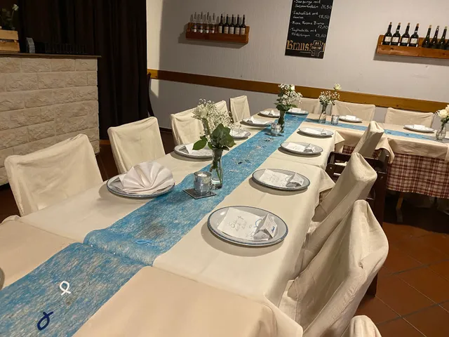 Ristorante Pizzeria Rosso e Bianco im Rot/Weis