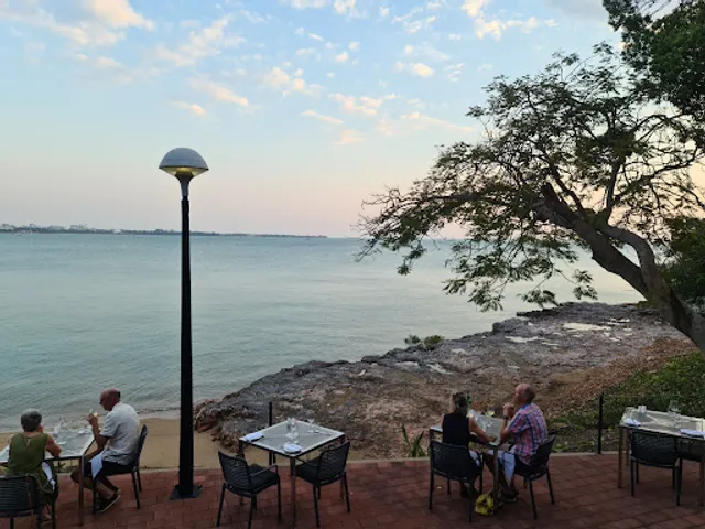 Pee Wee's at the Point