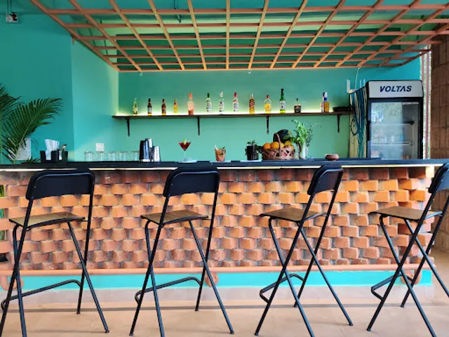 D' Cafe - Bar - Kitchen