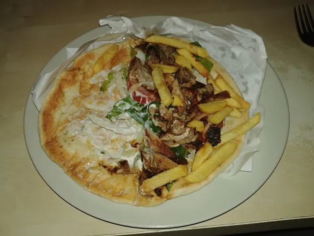 Evia Grill & Pizzeria