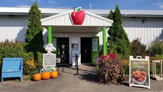 Arboretum AppleHouse