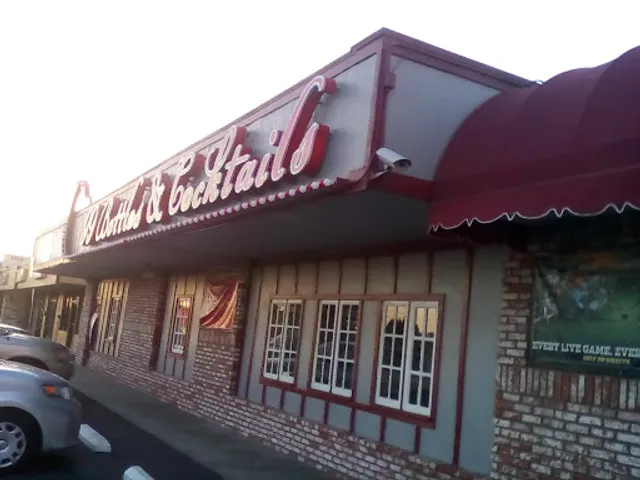 99 Bottles & Cocktails