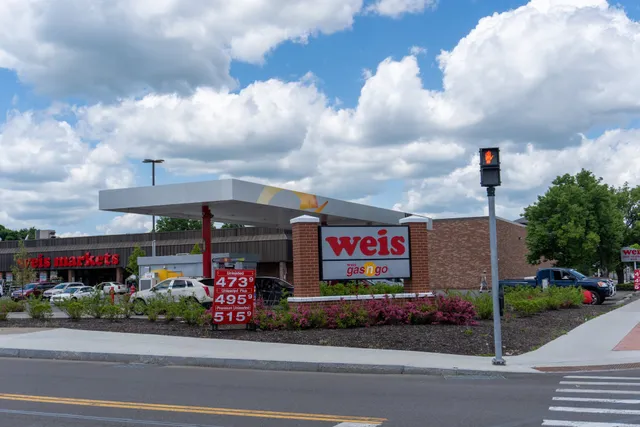 Weis Markets