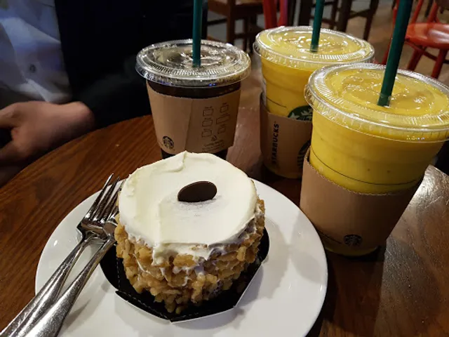Starbucks Yeongdeungpo Bon-dong