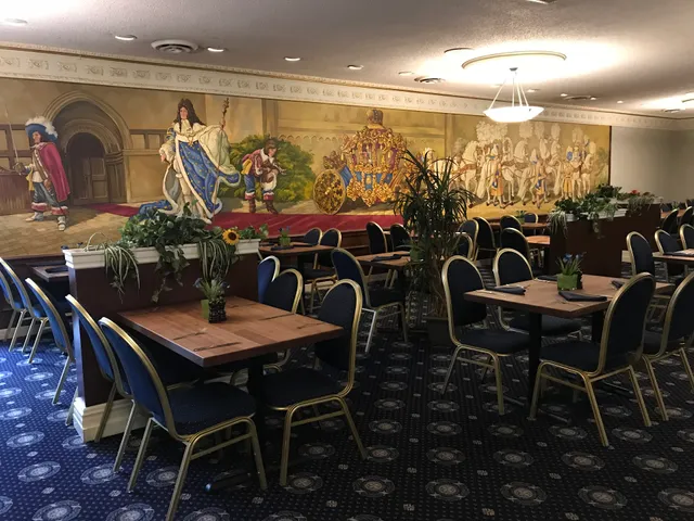 Royal Coach Dining Room