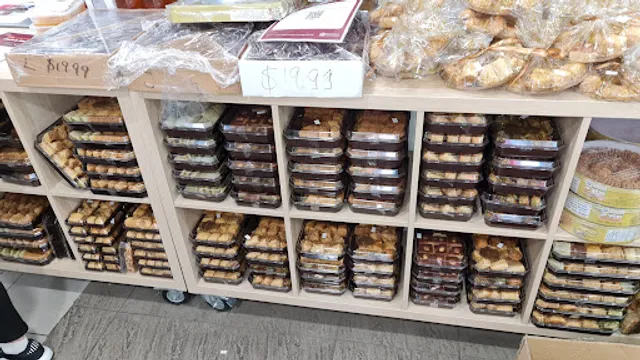 Watany Manoushi Lebanese Foods