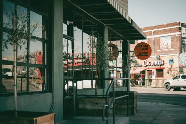 Neighbor Good Kitchen & Bar