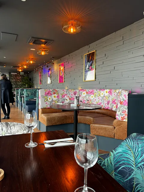 Altitude28 Restaurant & Sky Bar