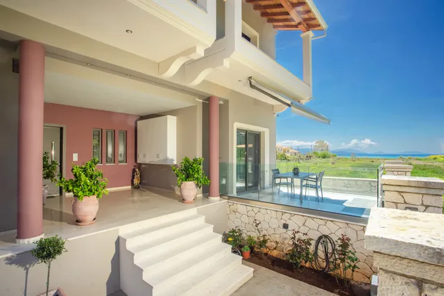 Apollonian luxury apartments